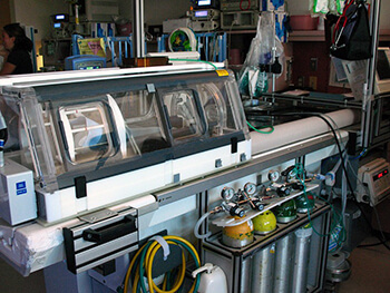 MRIcompatible-neonatal-incubator.jpg