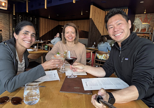 Dr. Amita Kamath at ARRS 2025 with Class of 2009 and 2010